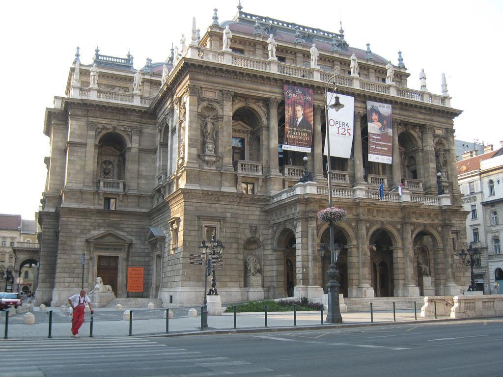 Zonaflat - Opera Διαμέρισμα Βουδαπέστη Εξωτερικό φωτογραφία